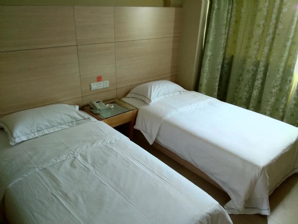 Luck 7 Inn Yichang Cbd Esterno foto