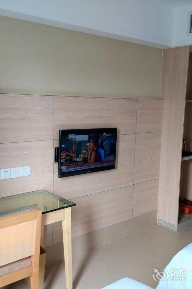 Luck 7 Inn Yichang Cbd Esterno foto